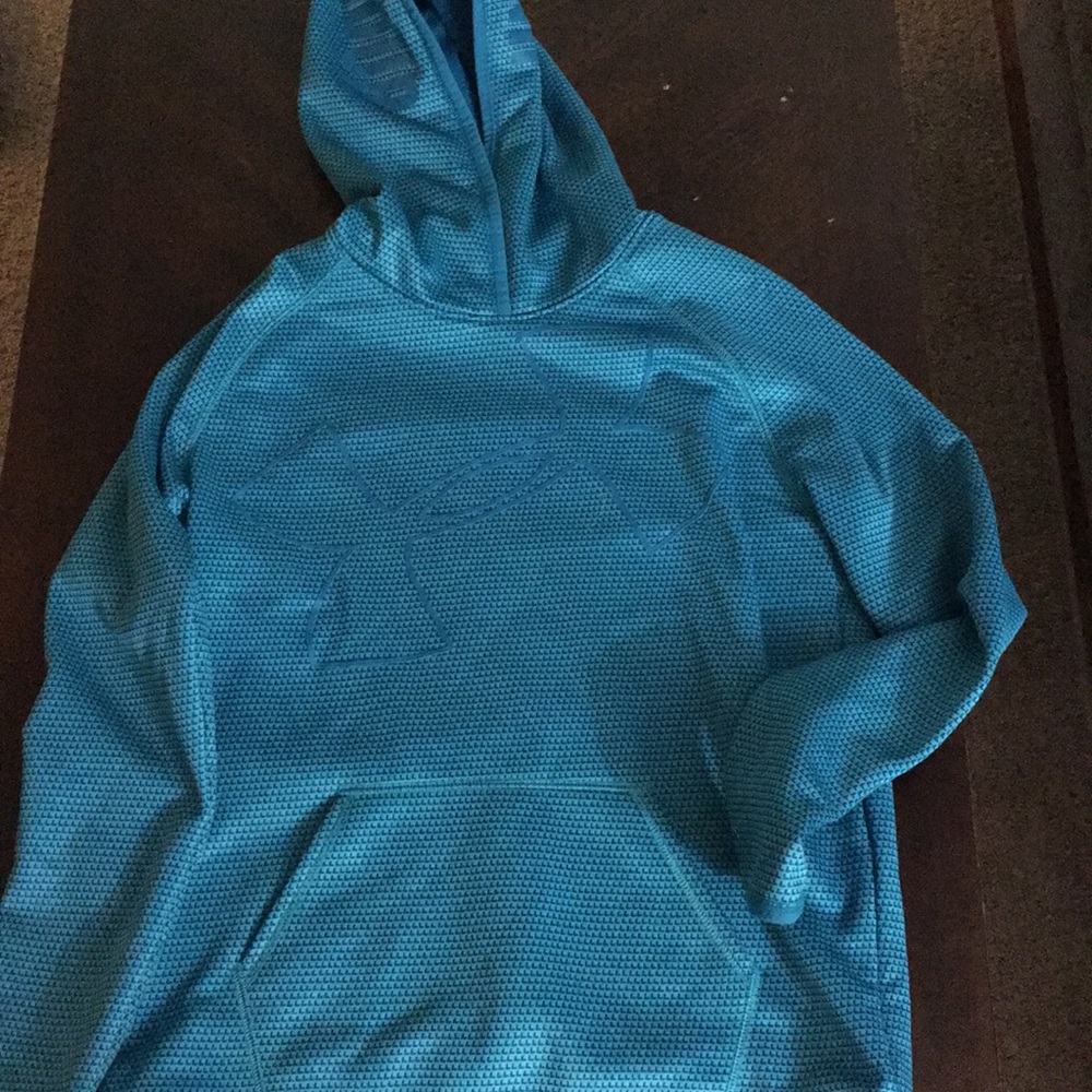 Girls underarmour hoodie